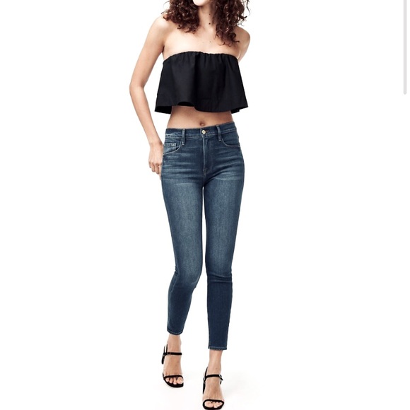 Frame-Ali High Rise in Navy Beach - Picture 2 of 13